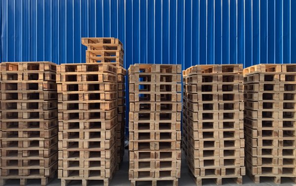 德庆木托盘摆放技巧